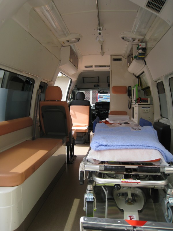 普通の救急車