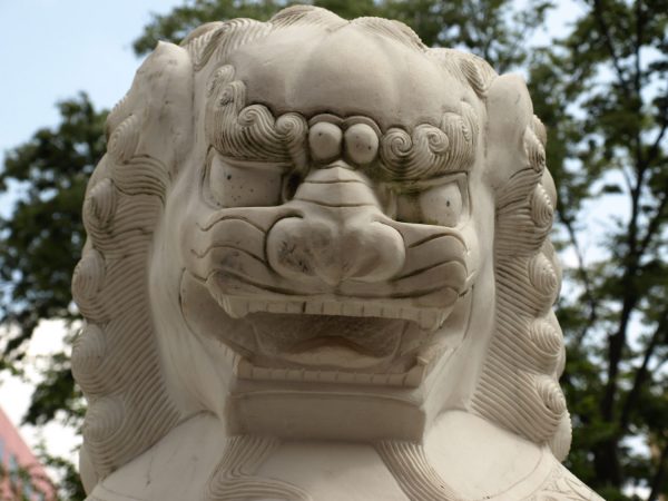 中華街の銅像